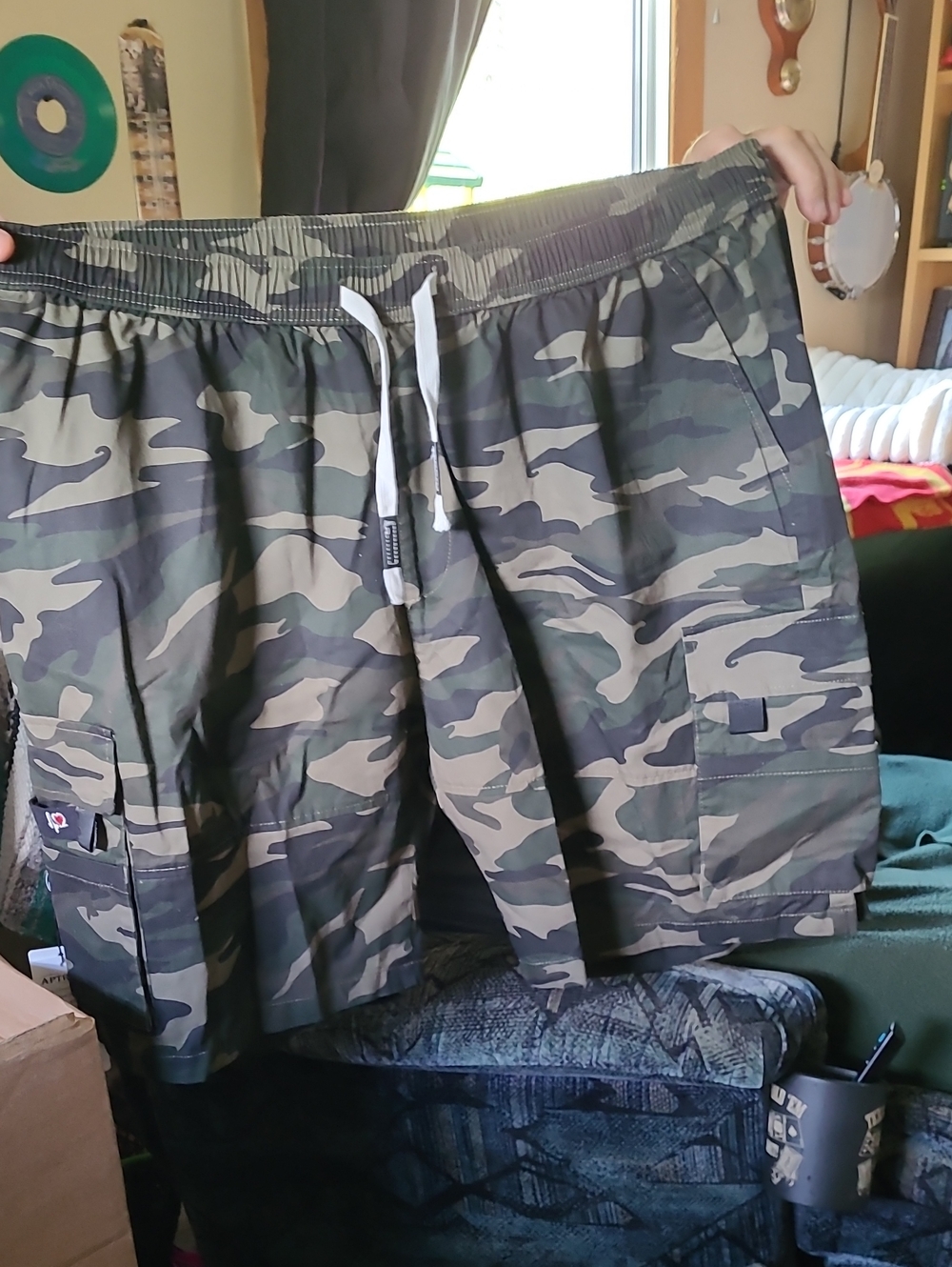 Men's Camouflage Cargo Shorts - Olive Camo